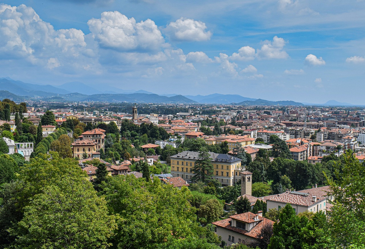 vista panoramica su bergamo alta