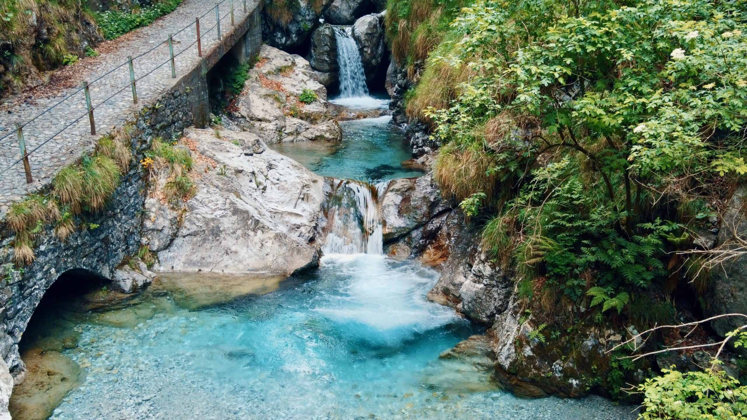 Sentiero in val vertova