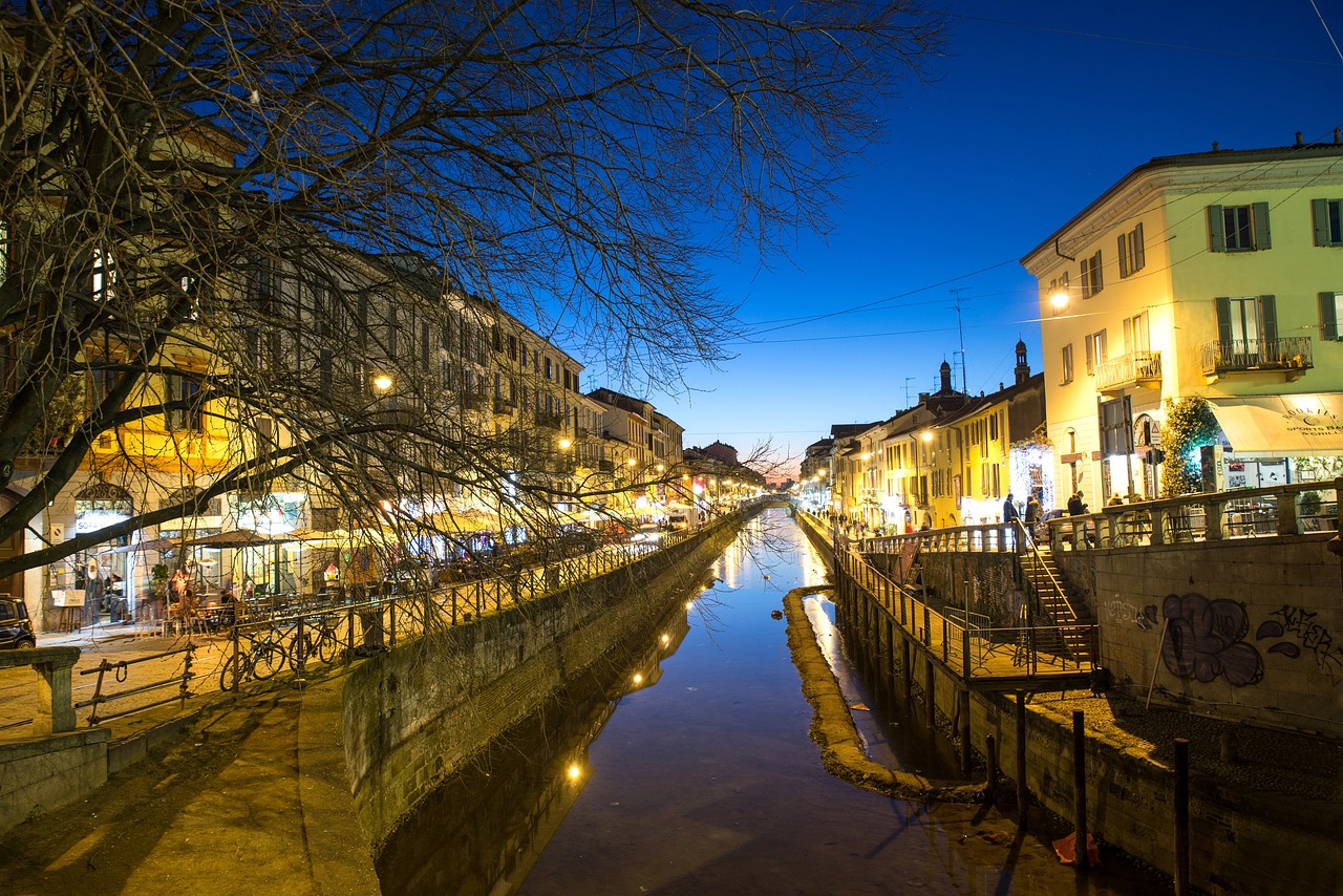 naviglio grande di Milano